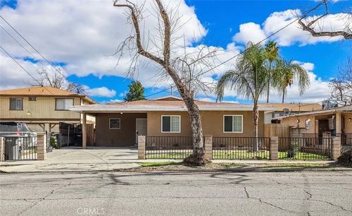127 S San Jacinto Ave, San Jacinto, CA, 92583-3430 | Card Image