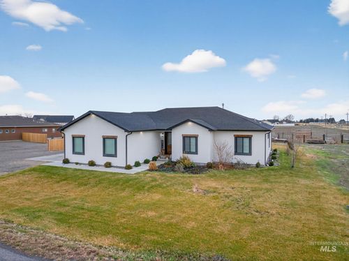 102 S 250 E, Burley, ID, 83318-5454 | Card Image