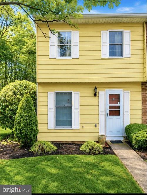 31 Drexel Pl, NEW CUMBERLAND, PA, 17070-2202 | Card Image