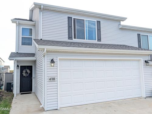 4705 Corvette Street Nw, Mandan, ND, 58554 | Card Image