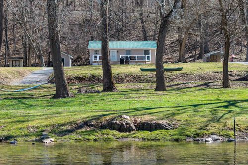 4551 Grove Hill River Rd, SHENANDOAH, VA, 22849-3322 | Card Image