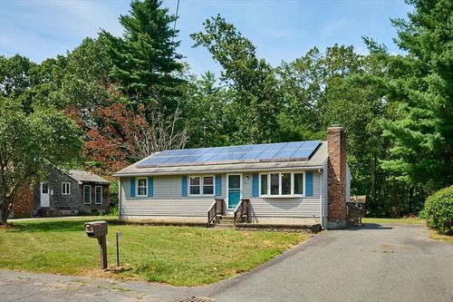 15 Evans Ave, Easthampton, MA, 01027-1313 | Card Image