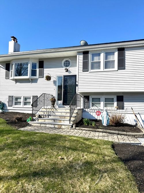 5-5 Fred St, Burlington, MA, 01803-4507 | Card Image