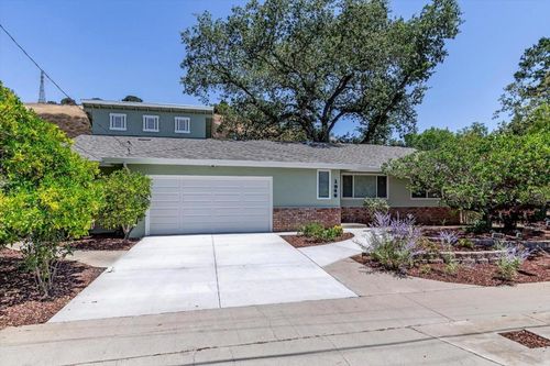 1045 Redmond Ave, San Jose, CA, 95120-1832 | Card Image