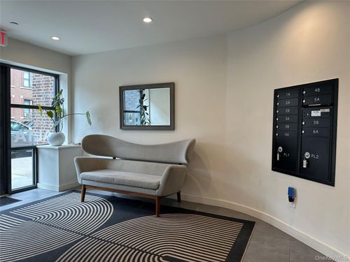 5b-3141 29th St, Astoria, NY, 11106-3301 | Card Image