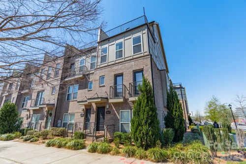 3838 Sky Haven Dr, Charlotte, NC, 28209-1967 | Card Image