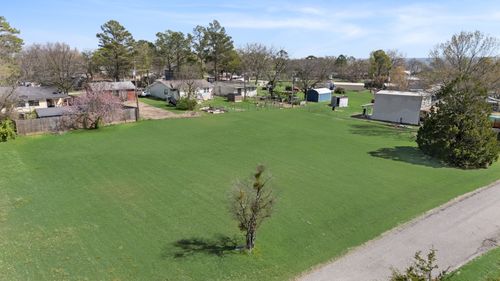 001 Briggs Blvd, Point, TX, 75472 | Card Image