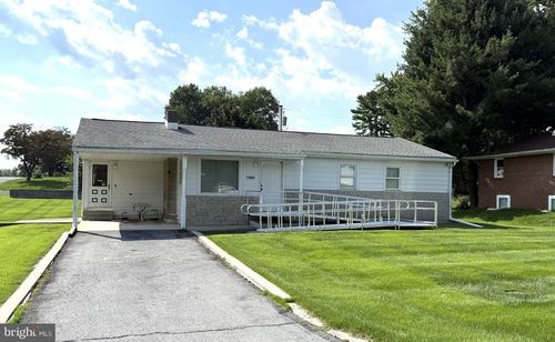 11904 Cheryl Dr, Hagerstown, MD, 21742-4226 | Card Image