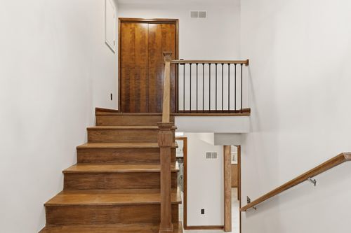 4376 N Armand Ave, La Porte, IN, 46350-7589 | Card Image