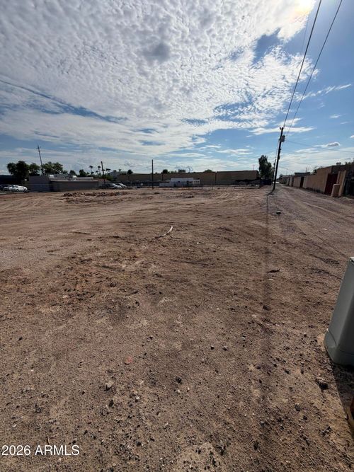 12-- N 6th St, Avondale, AZ, 85323 | Card Image