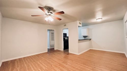 apt-107-2301 Ohlen Rd, Austin, TX, 78757-7760 | Card Image