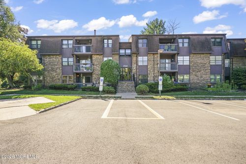 1712 Country Mill Dr, East Windsor, NJ, 08512-2212 | Card Image