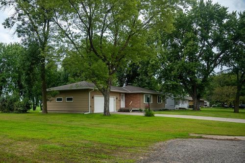 205 7th St N, Kandiyohi, MN, 56251-9638 | Card Image