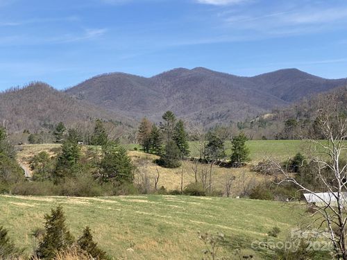1 Pink Fox Cove Rd, Weaverville, NC, 28787-9719 | Card Image