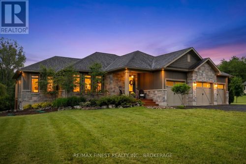 1046 Kam Ave, Inverary, ON, K0H1X0 | Card Image