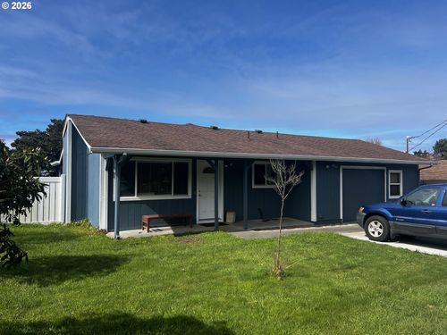 29760 Shore Pine Ln, Gold Beach, OR, 97444-9686 | Card Image