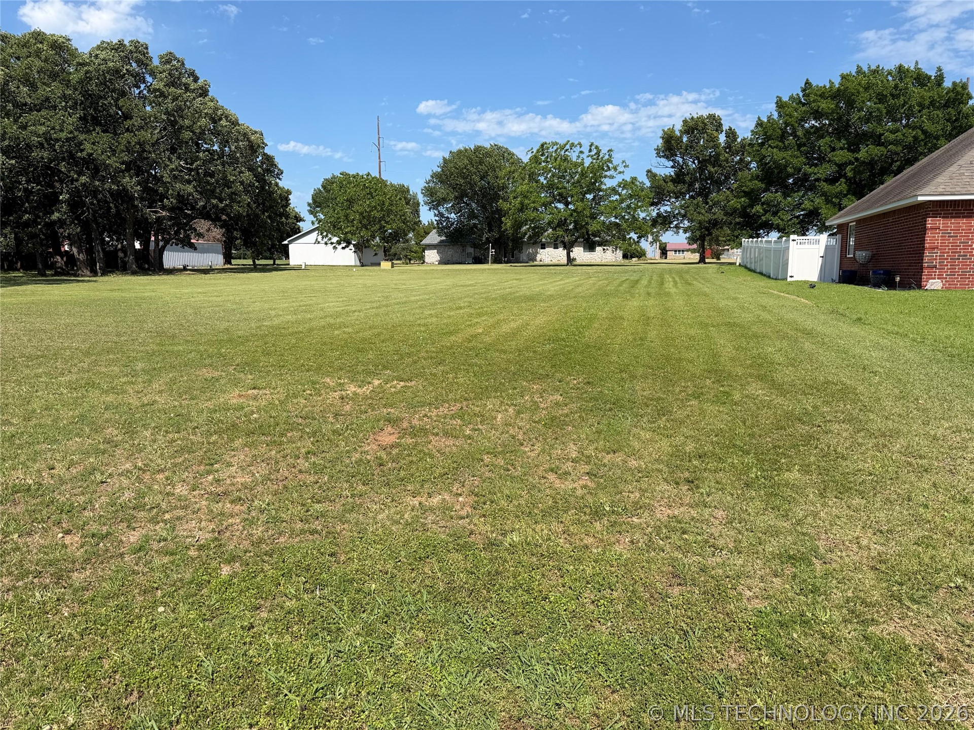 Land in Ardmore