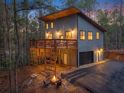 126 Hummingbird Way, Copperhill, TN, 37317-3104 | Card Image