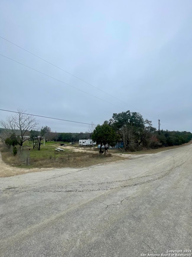300 Oakland Dr, House other with 2 bedrooms, 2 bathrooms and null parking in Blanco TX | Image 21