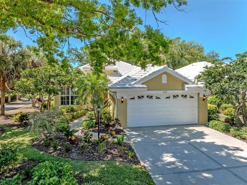 535 Fallbrook Dr, VENICE, FL, 34292-3151 | Card Image