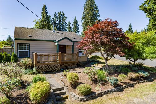 1225 Bayview Ave, Shelton, WA, 98584-2639 | Card Image