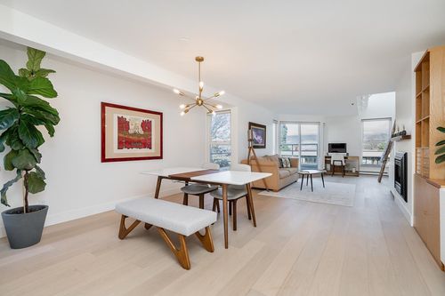 2240 York Ave, Vancouver, BC, V6K1C6 | Card Image