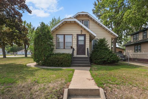 307 23rd Ave N, Saint Cloud, MN, 56303-3842 | Card Image