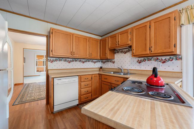 36549 Indian Point Rd, House other with 3 bedrooms, 2 bathrooms and null parking in Cohasset MN | Image 16