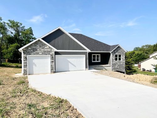 301 River Oaks Dr, Heath, OH, 43056-8242 | Card Image