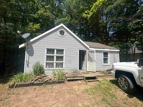 11 Lake Shore Dr, Center Barnstead, NH, 03225-3114 | Card Image