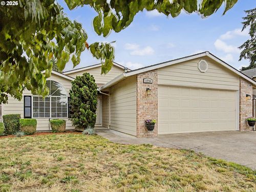1778 N Laurelwood Loop, Canby, OR, 97013 | Card Image