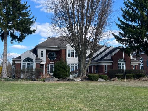 3835 Ranya Dr, Commerce Twp, MI, 48382-4471 | Card Image