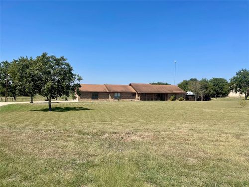 1306 Fm 1331, Thorndale, TX, 76577-8581 | Card Image
