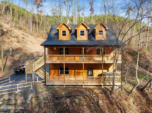1045 Deep Hollow Rd, Gatlinburg, TN, 37738 | Card Image