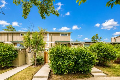 403-11010 Bonaventure Dr Se, Calgary, AB, T2J3A8 | Card Image