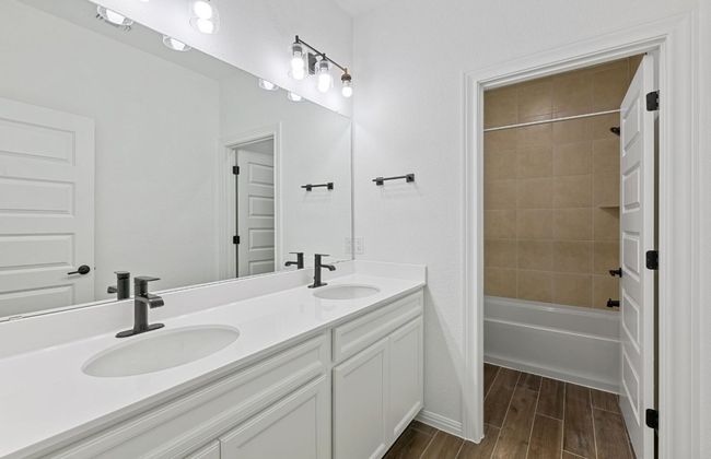 6421 Apache Plum Ln, House other with 4 bedrooms, 3 bathrooms and null parking in Spicewood TX | Image 36