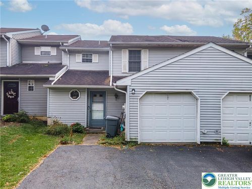 809 Overlook Dr, Bethlehem, PA, 18017-2318 | Card Image