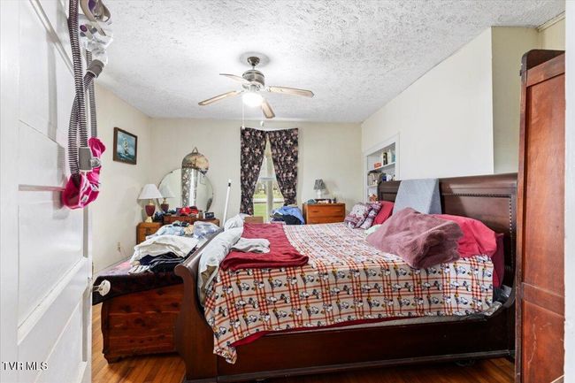 104 Maple St, House other with 5 bedrooms, 3 bathrooms and null parking in Glade Spring VA | Image 16
