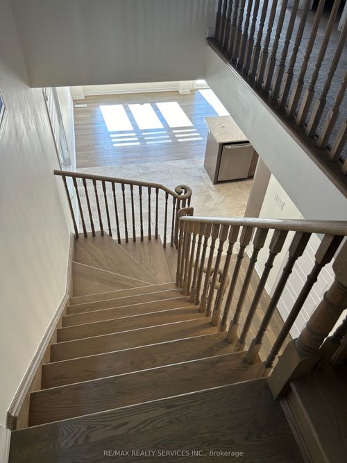 47 Blacksmith Dr, Breslau, ON, N0B1M0 | Card Image