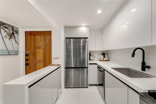 5-3214 W Trade Ave, Miami, FL, 33133-3603 | Card Image