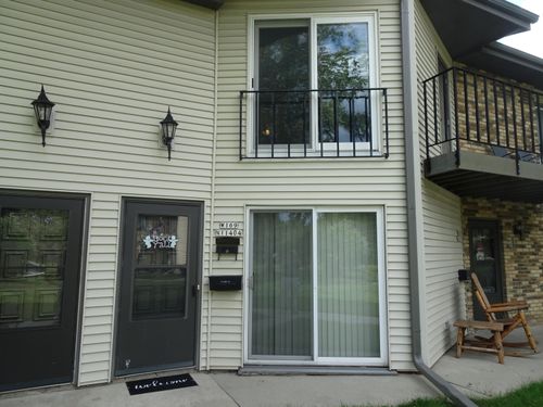 16911404 Biscayne Dr, Germantown, WI, 53022-3278 | Card Image