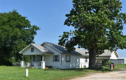 938 N 4210 Rd, Hugo, OK, 74743-8302 | Card Image