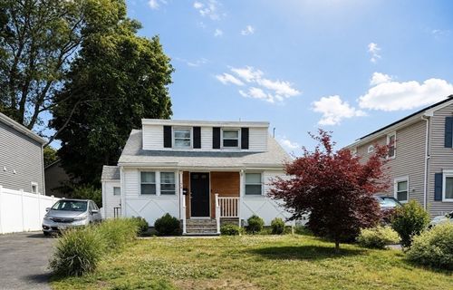 74 Seminole Ave, Waltham, MA, 02451 | Card Image