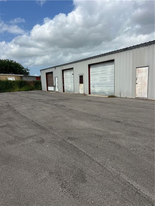 6-10236 Leopard St, Corpus Christi, TX, 78410-1924 | Card Image