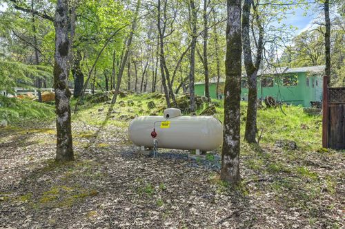 3221 Tenderfoot Ln, Meadow Vista, CA, 95722-9583 | Card Image