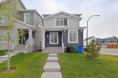 10 Lucas Close Nw, Calgary, AB, T3P1Z5 | Card Image