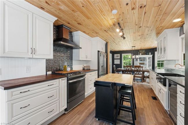 2224 Brower Mill Rd, House other with 3 bedrooms, 3 bathrooms and null parking in Seagrove NC | Image 16