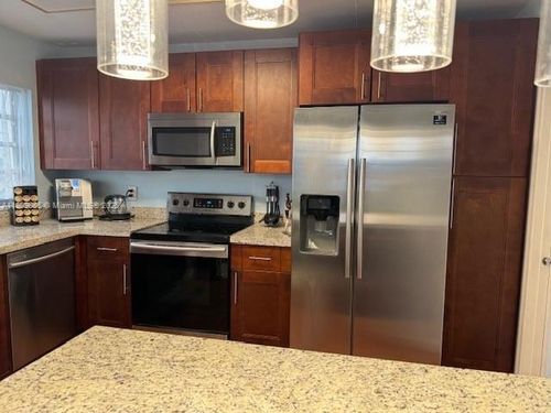 apt-521-1817 S Ocean Dr, Hallandale Beach, FL, 33009-4980 | Card Image