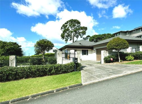 2346 Manoa Rd, Honolulu, HI, 96822-1901 | Card Image