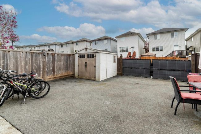 24328 102 A Avenue, House other with 4 bedrooms, 3 bathrooms and 4 parking in Maple Ridge BC | Image 35